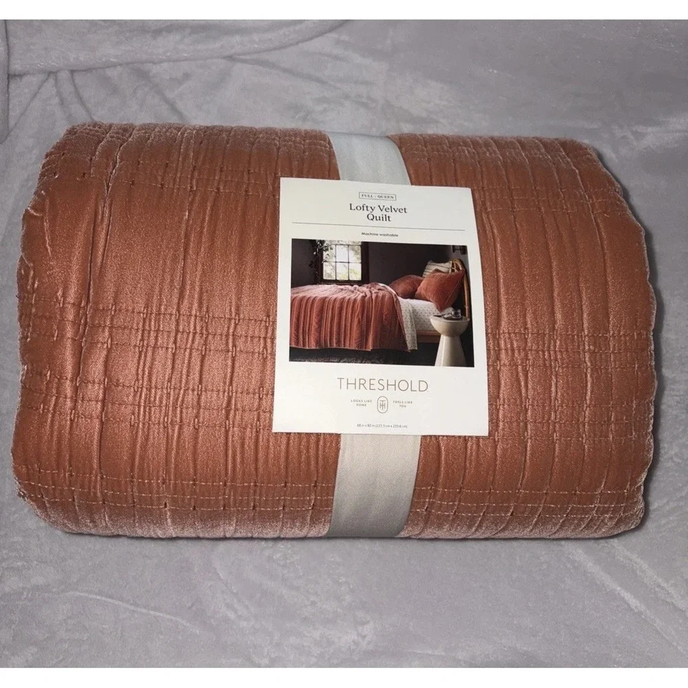 Threshold Lofty Velvet Quilt - Full / Queen In Pumpkin / Orange